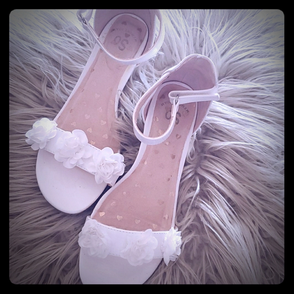 Adorable SO Memory Foam Girls Dress Sandals